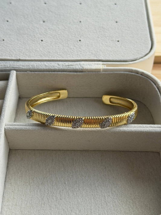 corrugated cuff bangle